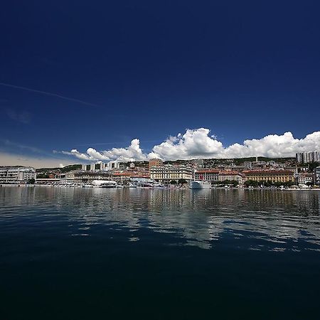 Ferienwohnung Chrystal Apps Integral Rijeka Exterior foto