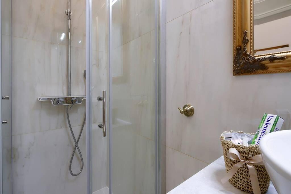 Ferienwohnung Chrystal Apps Integral Rijeka Exterior foto